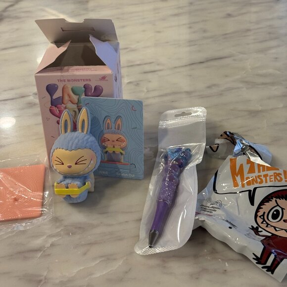 Popmart Labubu lazy yoga Stretch Out figure - Picture 2 of 5